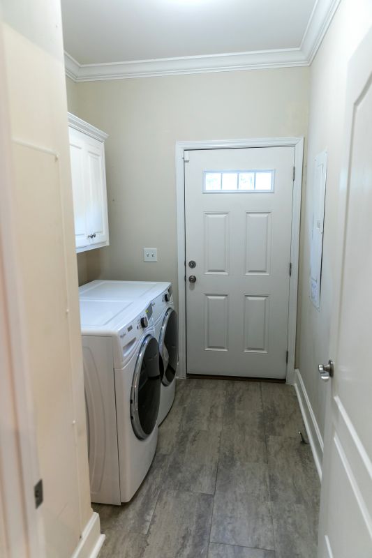 Laundry Room Tile Design
